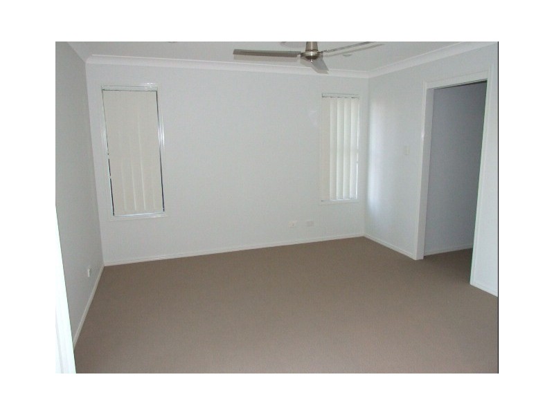 8A Karawath Street, Springwood QLD 4127