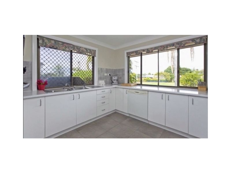 2 OCEAN STREET, Cleveland QLD 4163