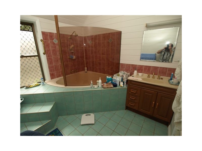 2 OCEAN STREET, Cleveland QLD 4163