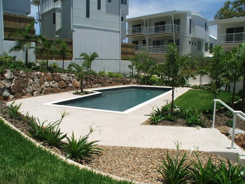 8/37 ARTHUR ST, Caloundra QLD 4551