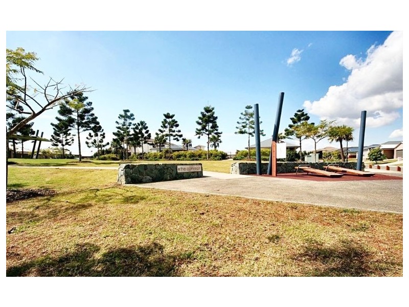 54 Baybrezze Cres, Murrumba Downs QLD 4503