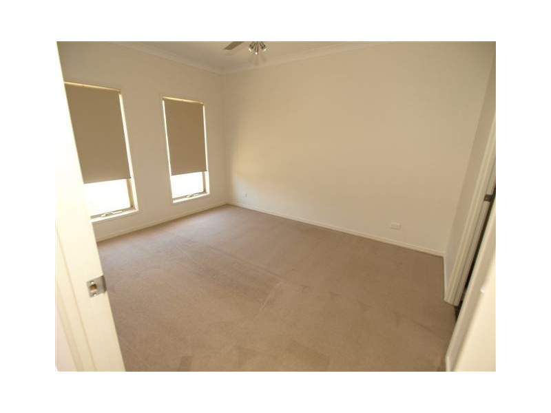 54 Baybrezze Cres, Murrumba Downs QLD 4503