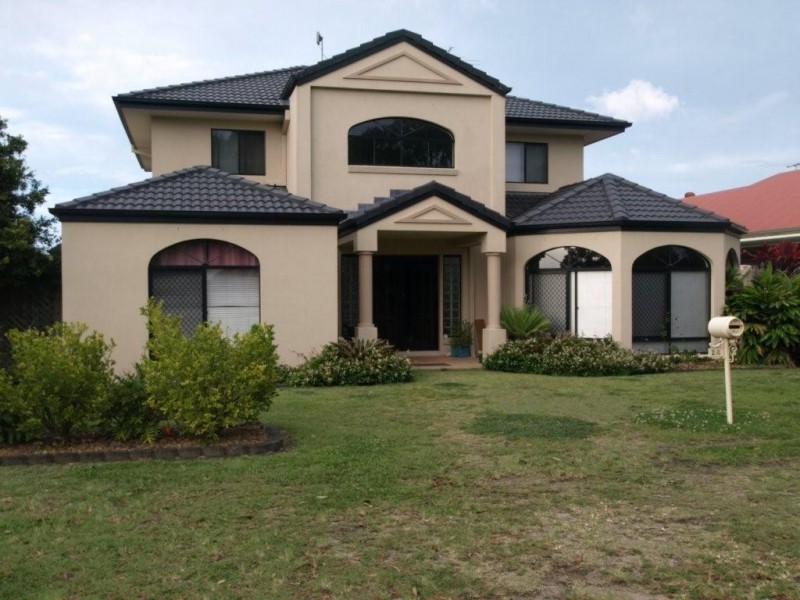 24 DENISON PARADE, North Lakes QLD 4509