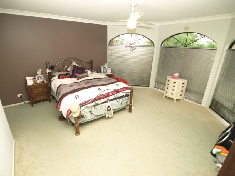 24 DENISON PARADE, North Lakes QLD 4509