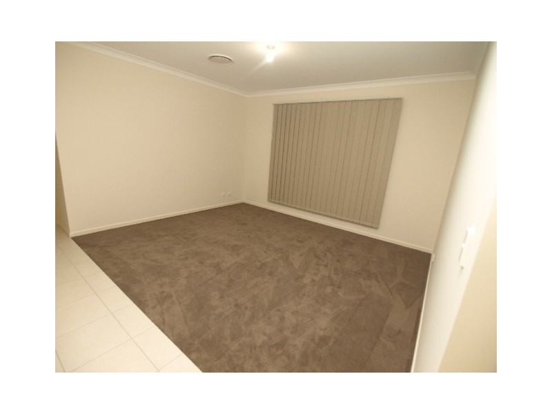 19 EATON CLOSE, North Lakes QLD 4509