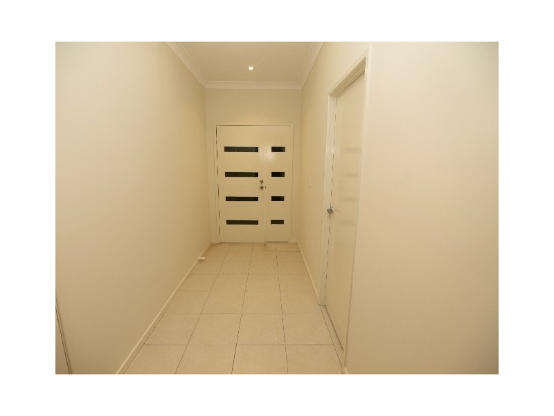 19 EATON CLOSE, North Lakes QLD 4509