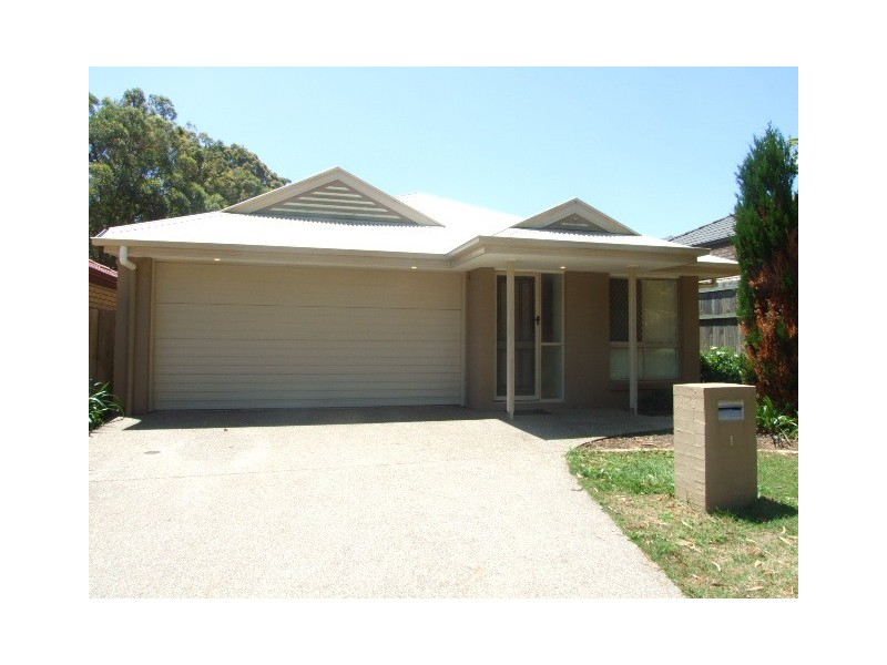 1 Tom Place, Birkdale QLD 4159
