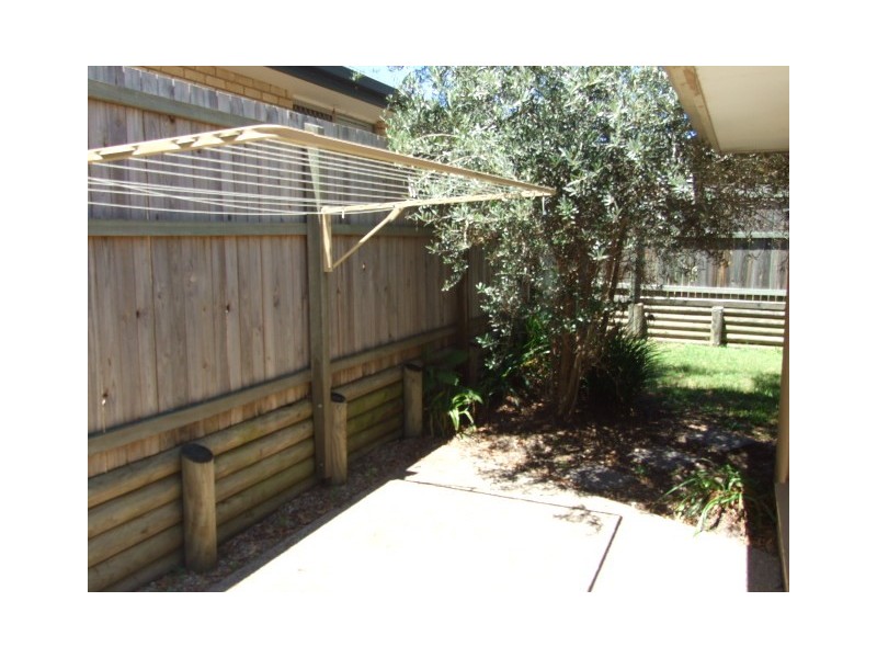 1 Tom Place, Birkdale QLD 4159