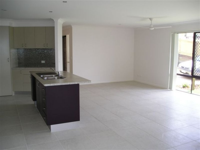 34 DALEWOOD PLACE, Moggill QLD 4070