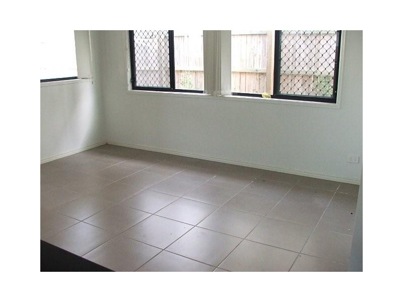 19B TOWER STREET, Springwood QLD 4127