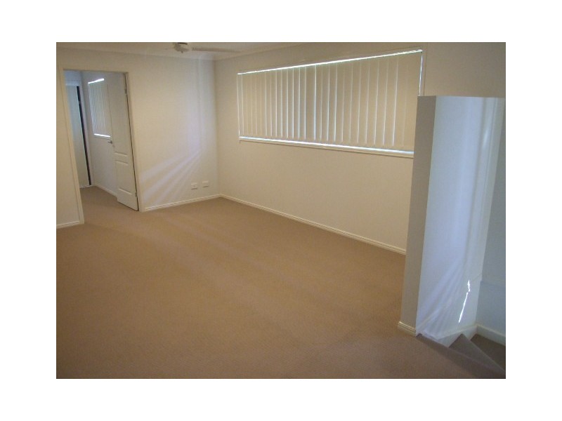 19B TOWER STREET, Springwood QLD 4127