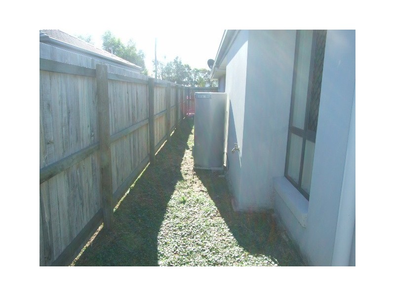 70 Bunker Road, Victoria Point QLD 4165