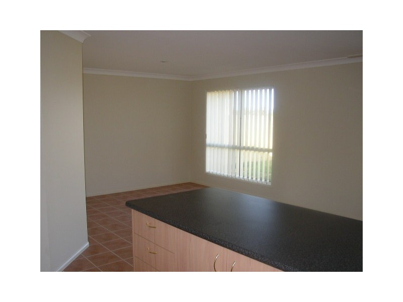 4 BYFIELD STREET, North Lakes QLD 4509