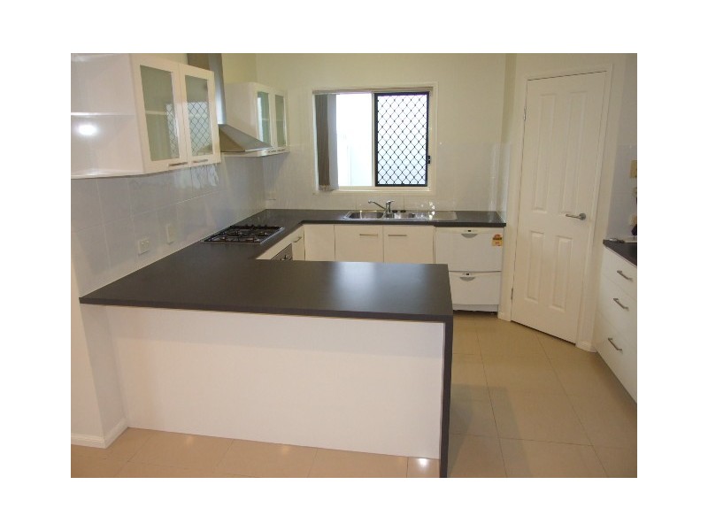 18 Allenby Close, North Lakes QLD 4509