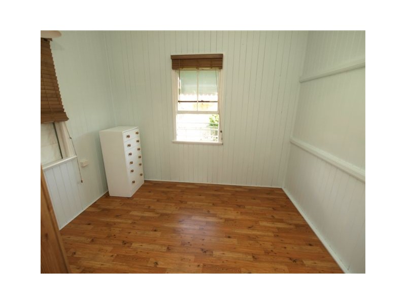 16 Newtown Street, East Ipswich QLD 4305