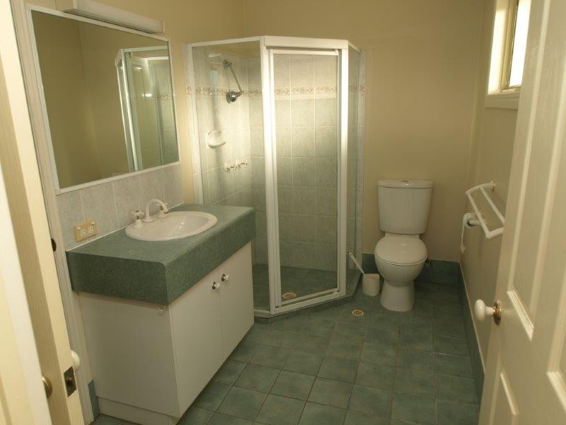 33 GARRICK TERRACE, Herston QLD 4006