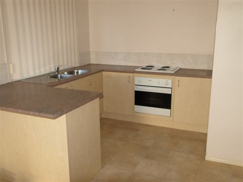 9 RAYMONT STREET, North Lakes QLD 4509