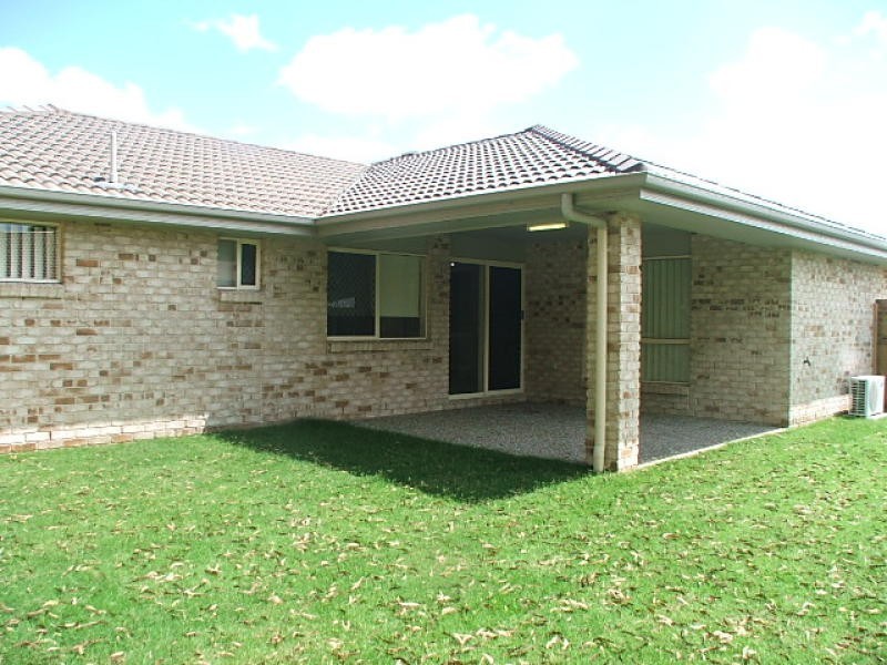 17 YOVAN STREET, Loganlea QLD 4131