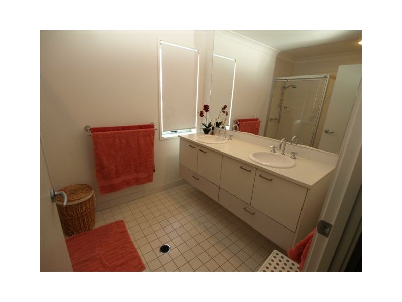 2 Drillham street, Murarrie QLD 4172