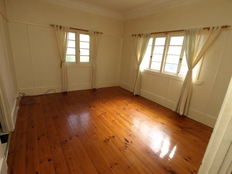 9 Barrhead Street, Wavell Heights QLD 4012