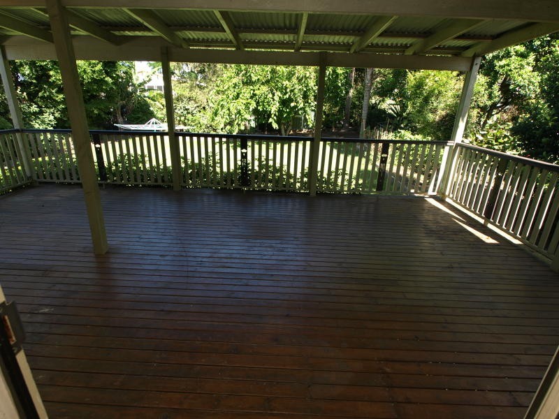 9 Barrhead Street, Wavell Heights QLD 4012