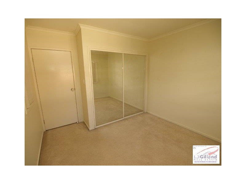 3/140 Carmody Road, St Lucia QLD 4067
