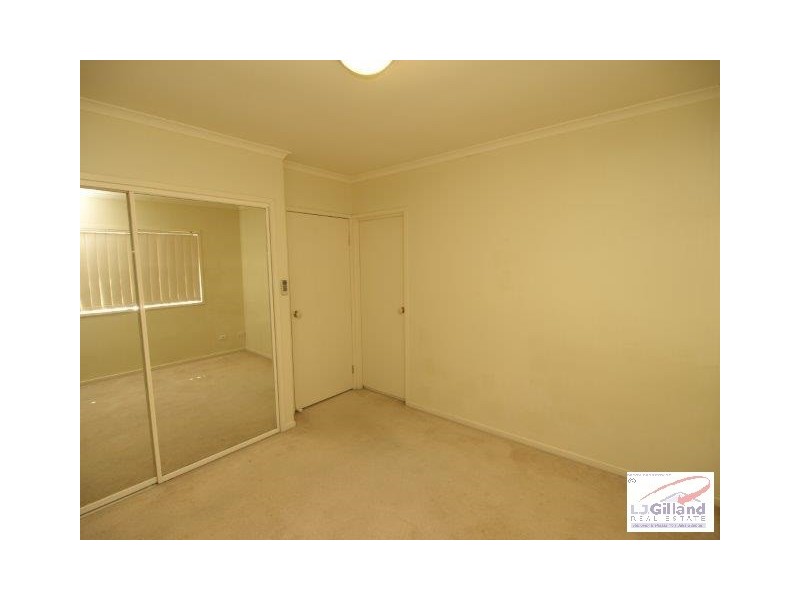3/140 Carmody Road, St Lucia QLD 4067