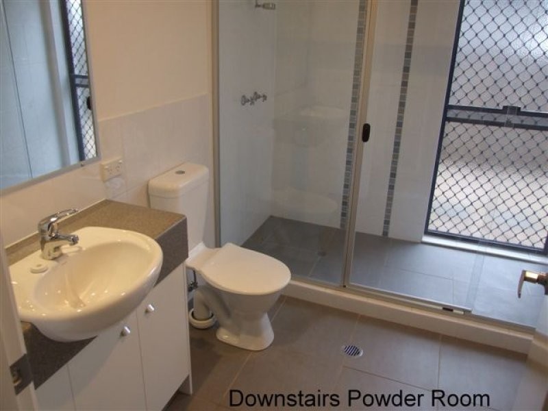 16 Whatmore Place, Manly West QLD 4179