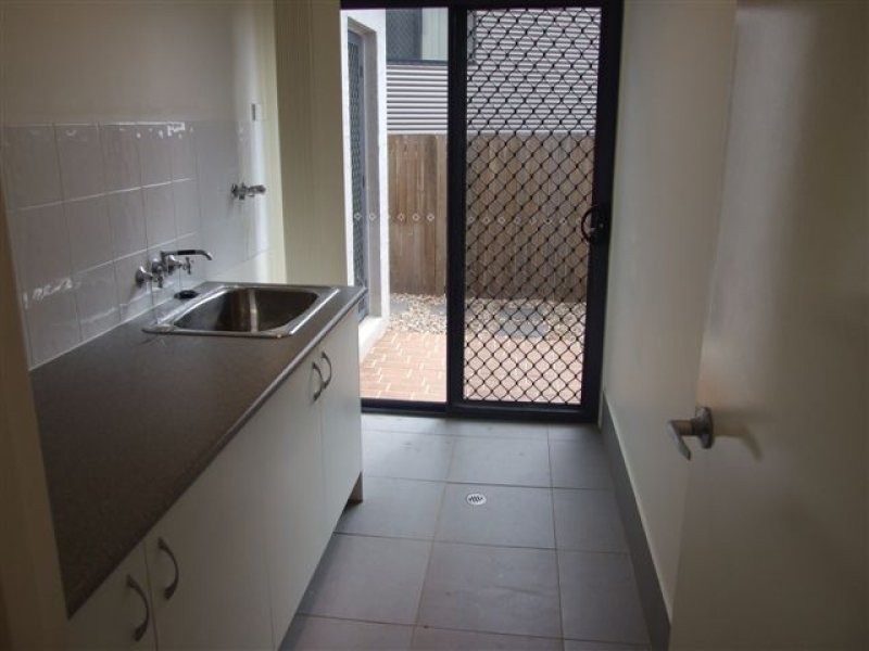 16 Whatmore Place, Manly West QLD 4179