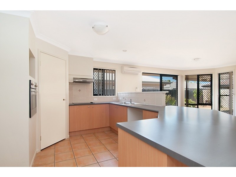 30 Aird Street, Sandstone Point QLD 4511