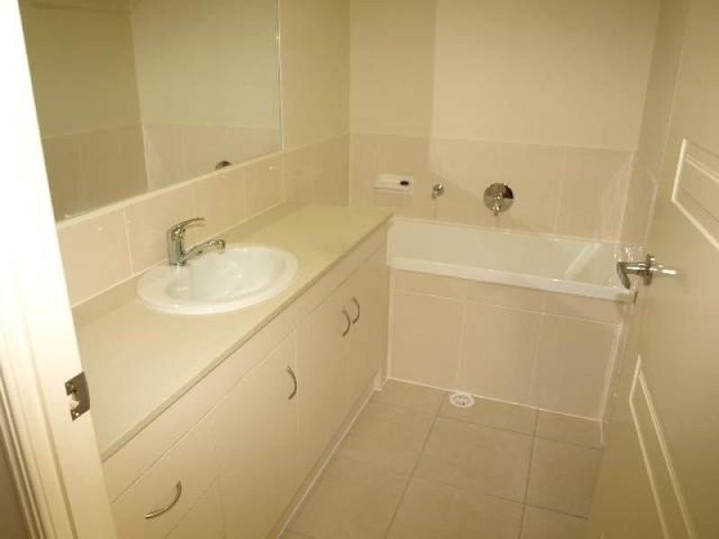 4 Zachary Street, Eagleby QLD 4207