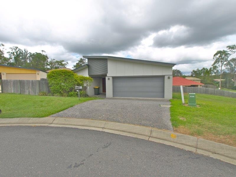 3 Camphorlaurel Court, Mcdowall QLD 4053