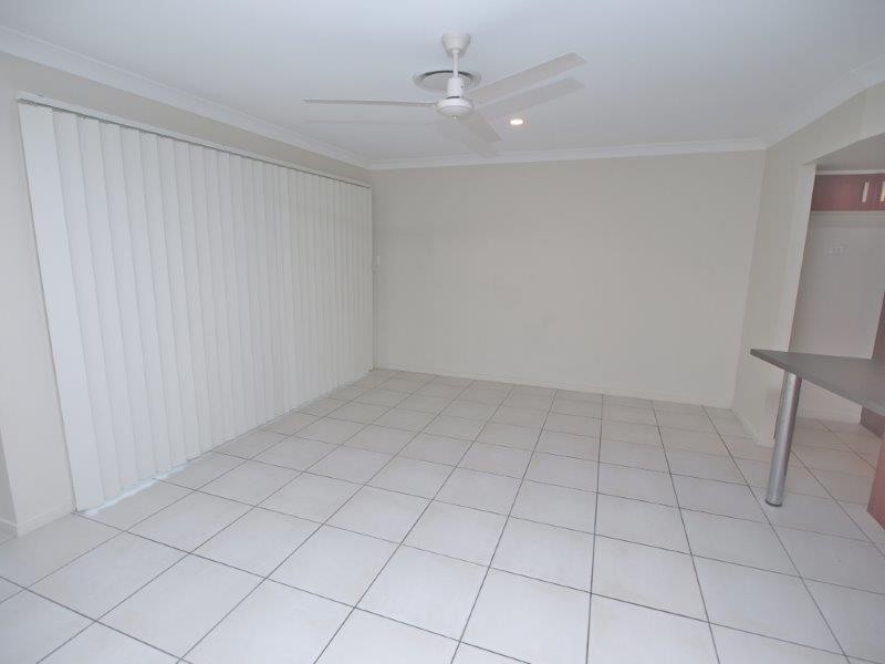 3 Camphorlaurel Court, Mcdowall QLD 4053