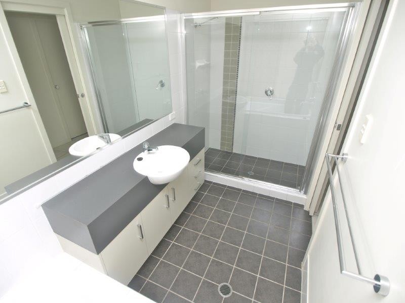 3 Camphorlaurel Court, Mcdowall QLD 4053