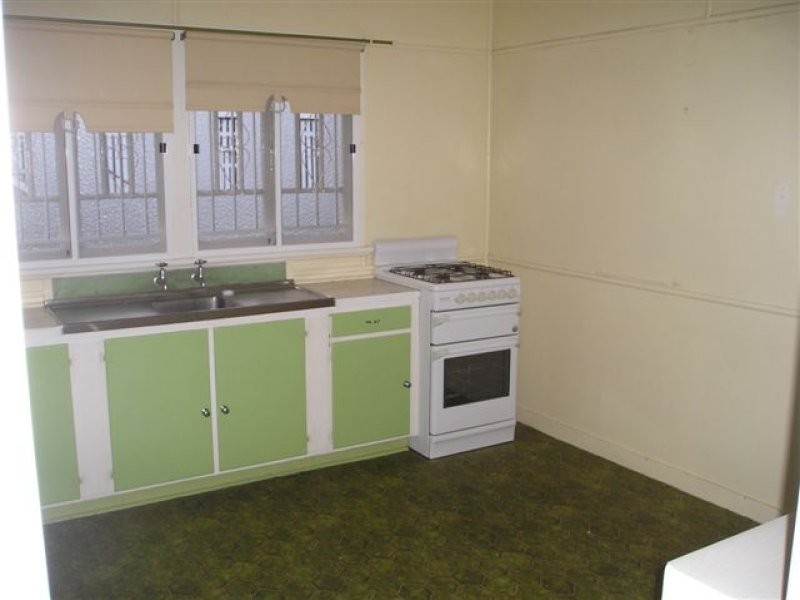 36 Bryden Street, Windsor QLD 4030