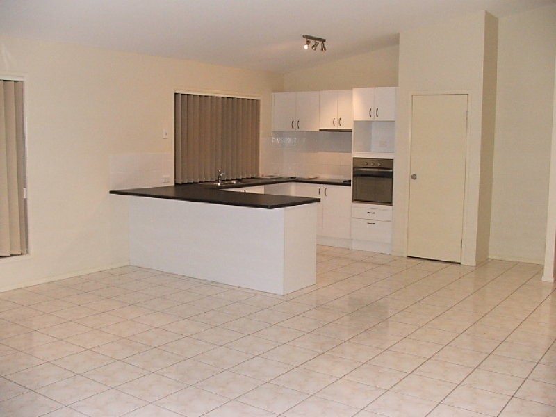 7 Brookfield Street, North Lakes QLD 4509