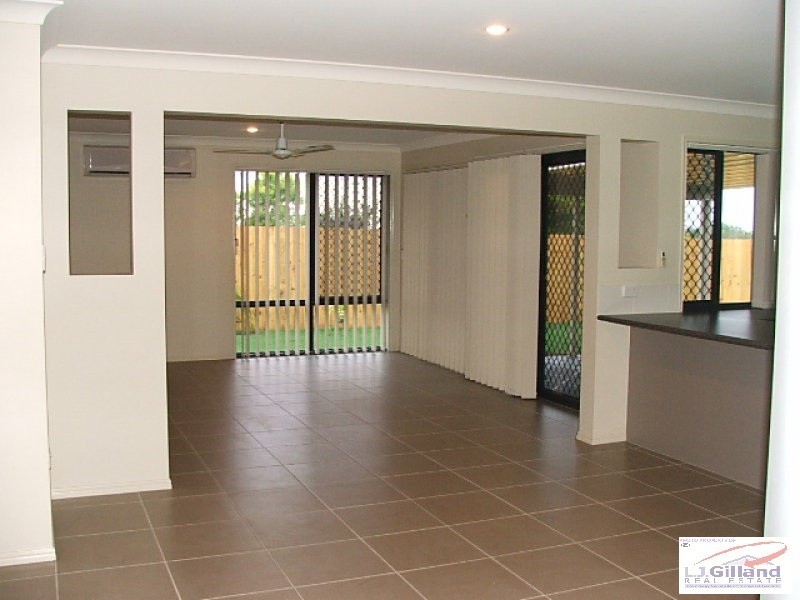 70 Bunker Rd, Victoria Point QLD 4165