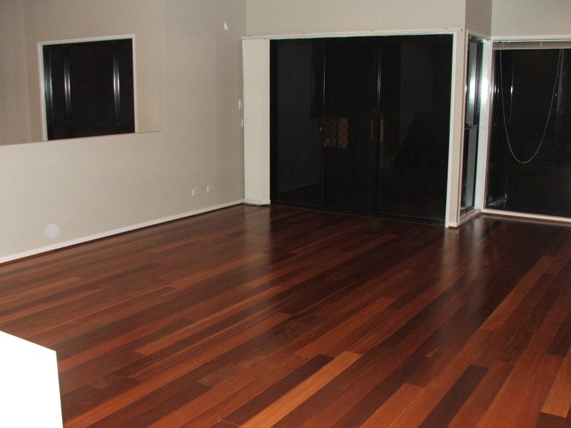 20 Tullipwood Place, Moggill QLD 4070