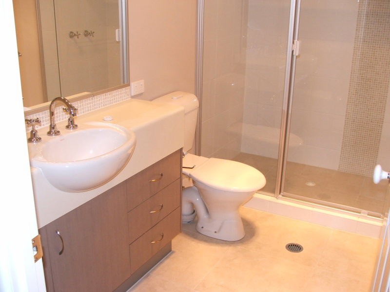 20 Tullipwood Place, Moggill QLD 4070