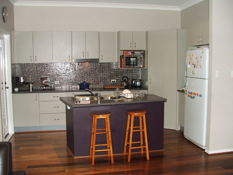 20 Tullipwood Place, Moggill QLD 4070