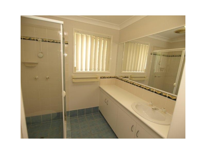 18 Page Street, North Lakes QLD 4509