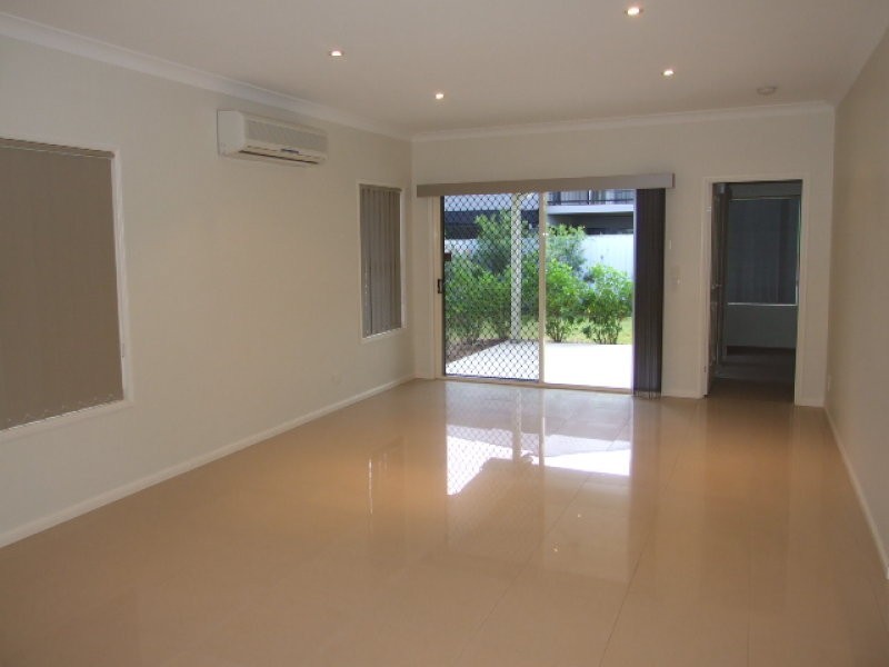 18 Allenby Close, North Lakes QLD 4509
