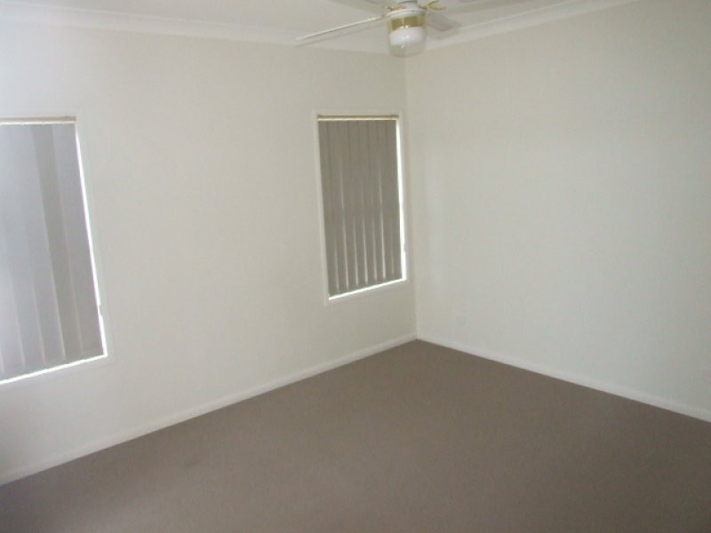18 Allenby Close, North Lakes QLD 4509