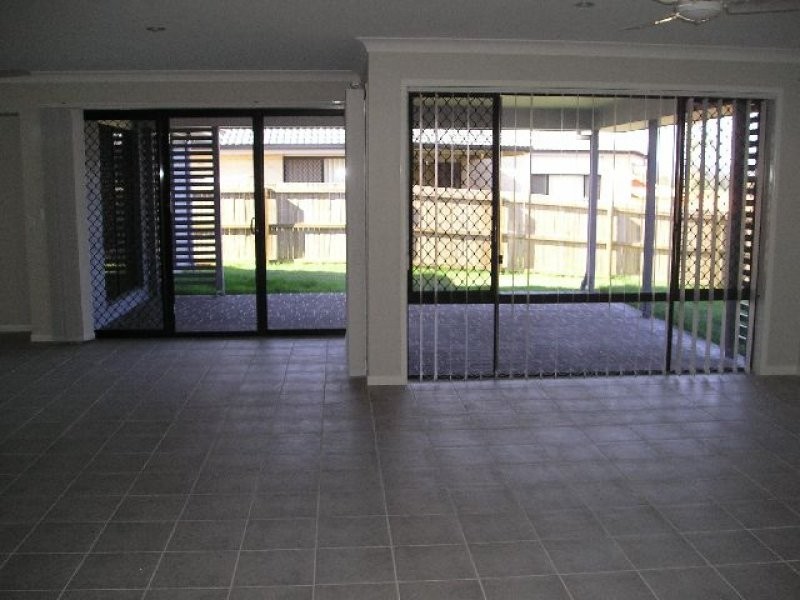 33 Dalewood Place, Moggill QLD 4070