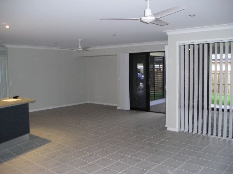 33 Dalewood Place, Moggill QLD 4070