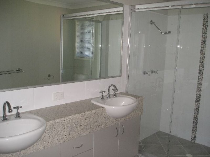 33 Dalewood Place, Moggill QLD 4070
