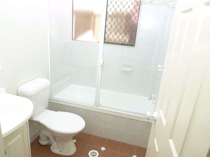 2/5 Wongara Street, Clayfield QLD 4011