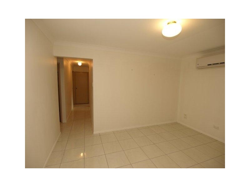 17 sherwood Cresent, Daisy Hill QLD 4127