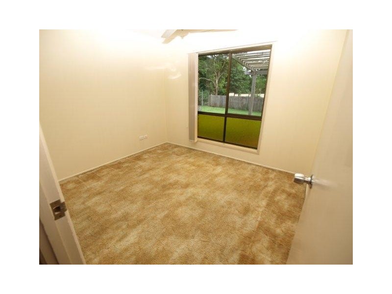 17 sherwood Cresent, Daisy Hill QLD 4127