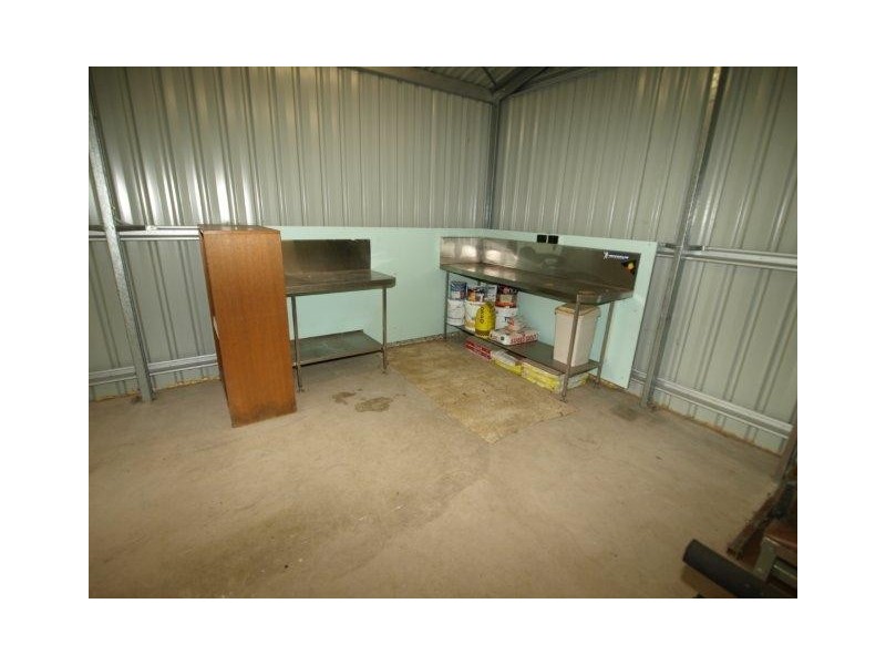 17 sherwood Cresent, Daisy Hill QLD 4127